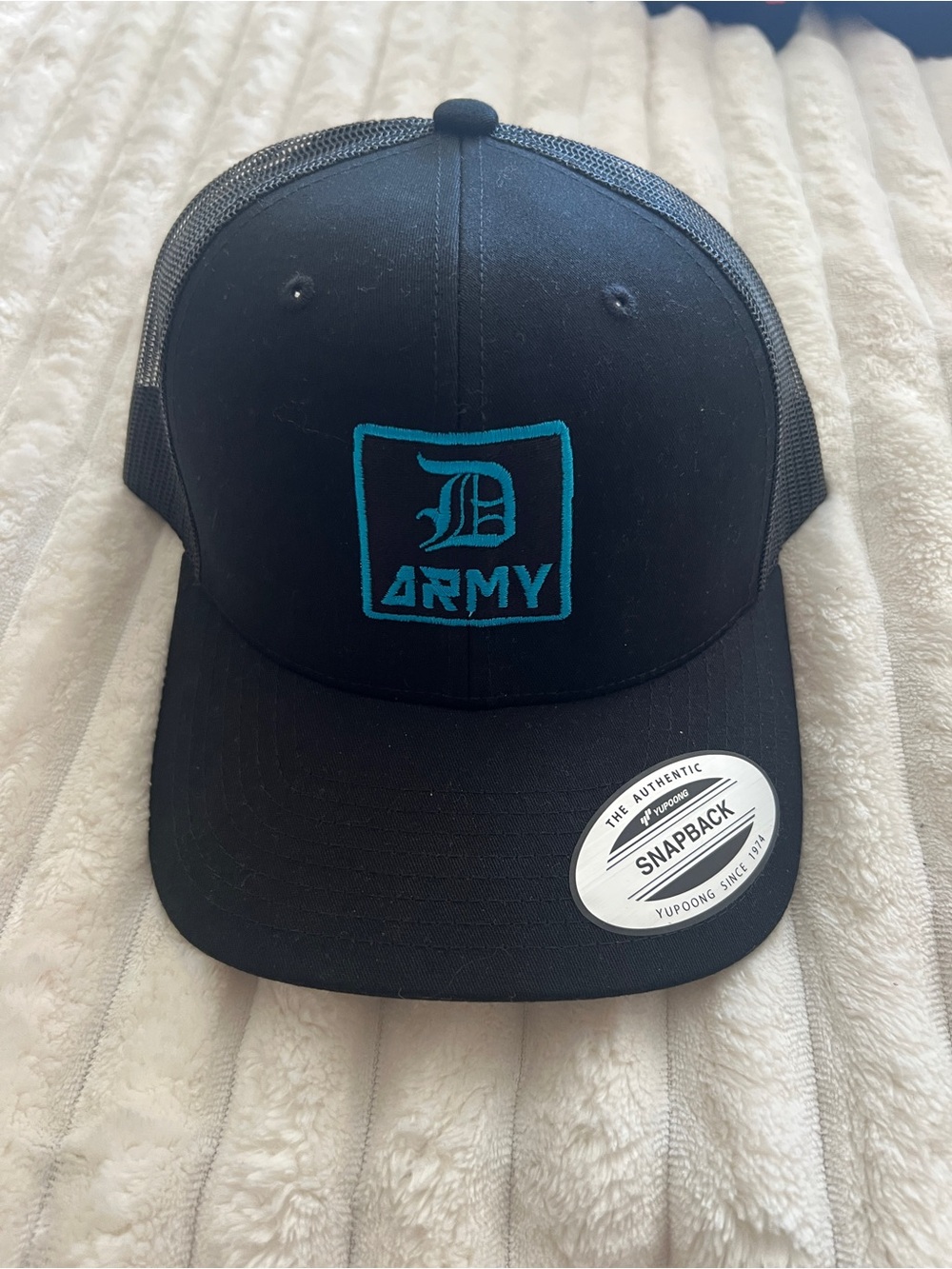 Detroit Army Black & blue Mesh Snapback Hat